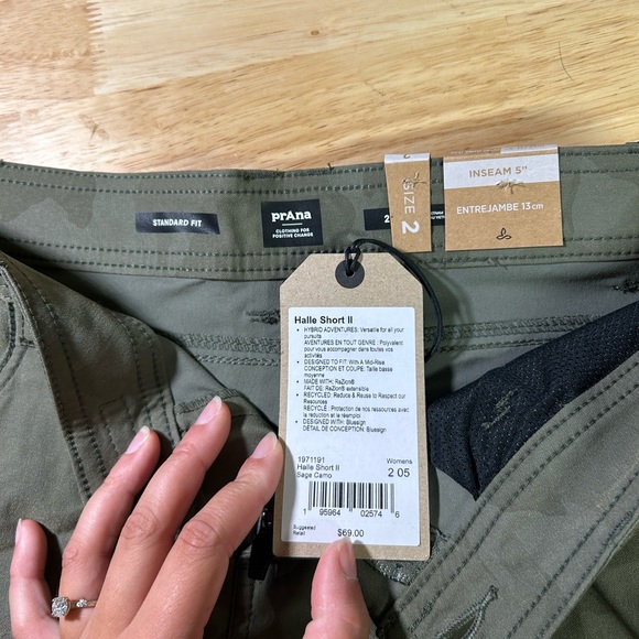 NWT Prana Halle Short II - Picture 4 of 9